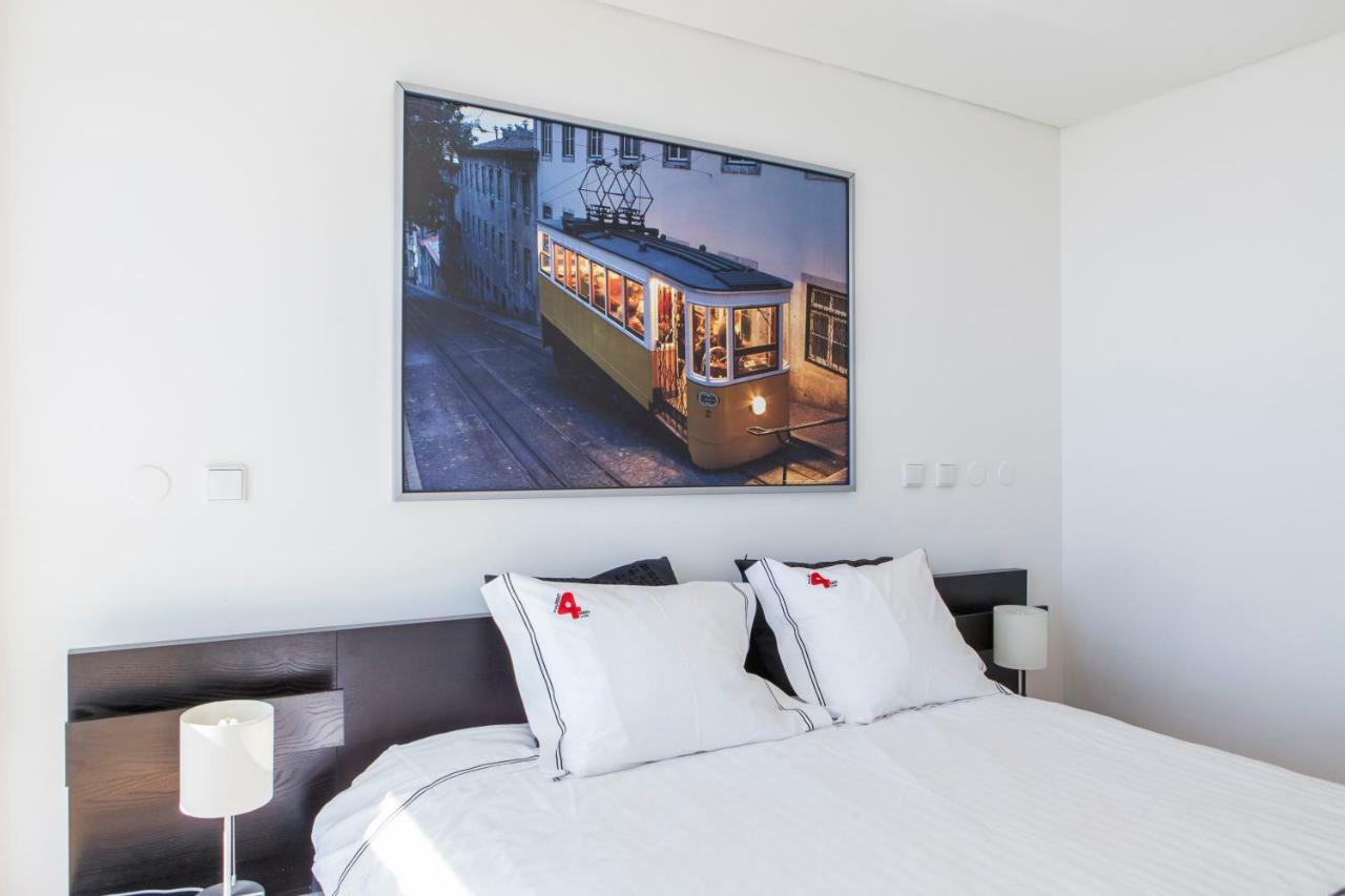 Rent4Rest Lisbon Parque Das Nacoes 17Th Floor River View Kültér fotó