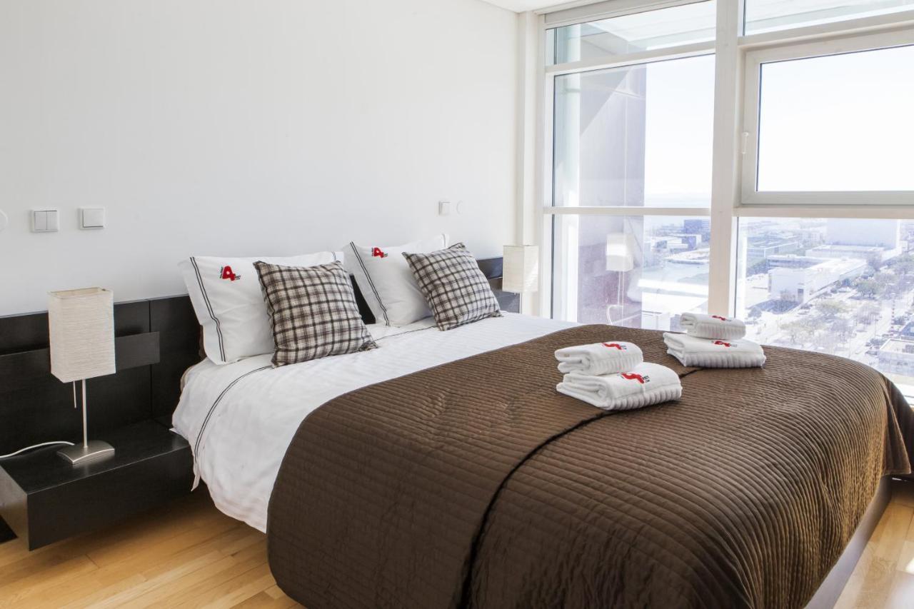 Rent4Rest Lisbon Parque Das Nacoes 17Th Floor River View Kültér fotó
