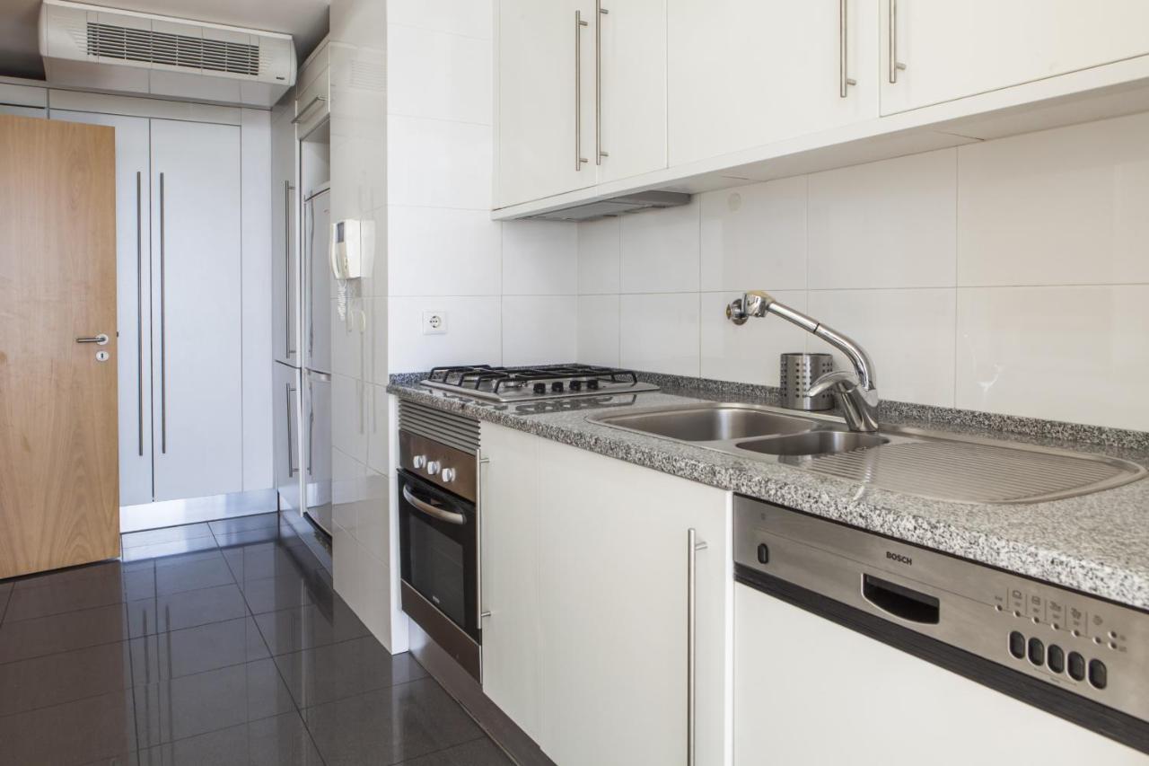 Rent4Rest Lisbon Parque Das Nacoes 17Th Floor River View Kültér fotó